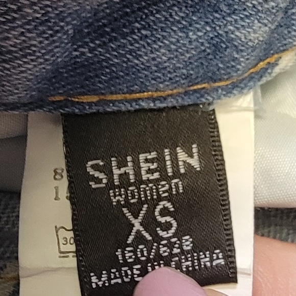 Jeans - Picture 9 of 15